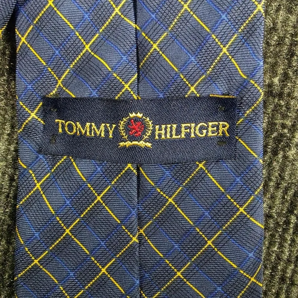 Tommy Hilfiger Men's Blue and Navy Tie